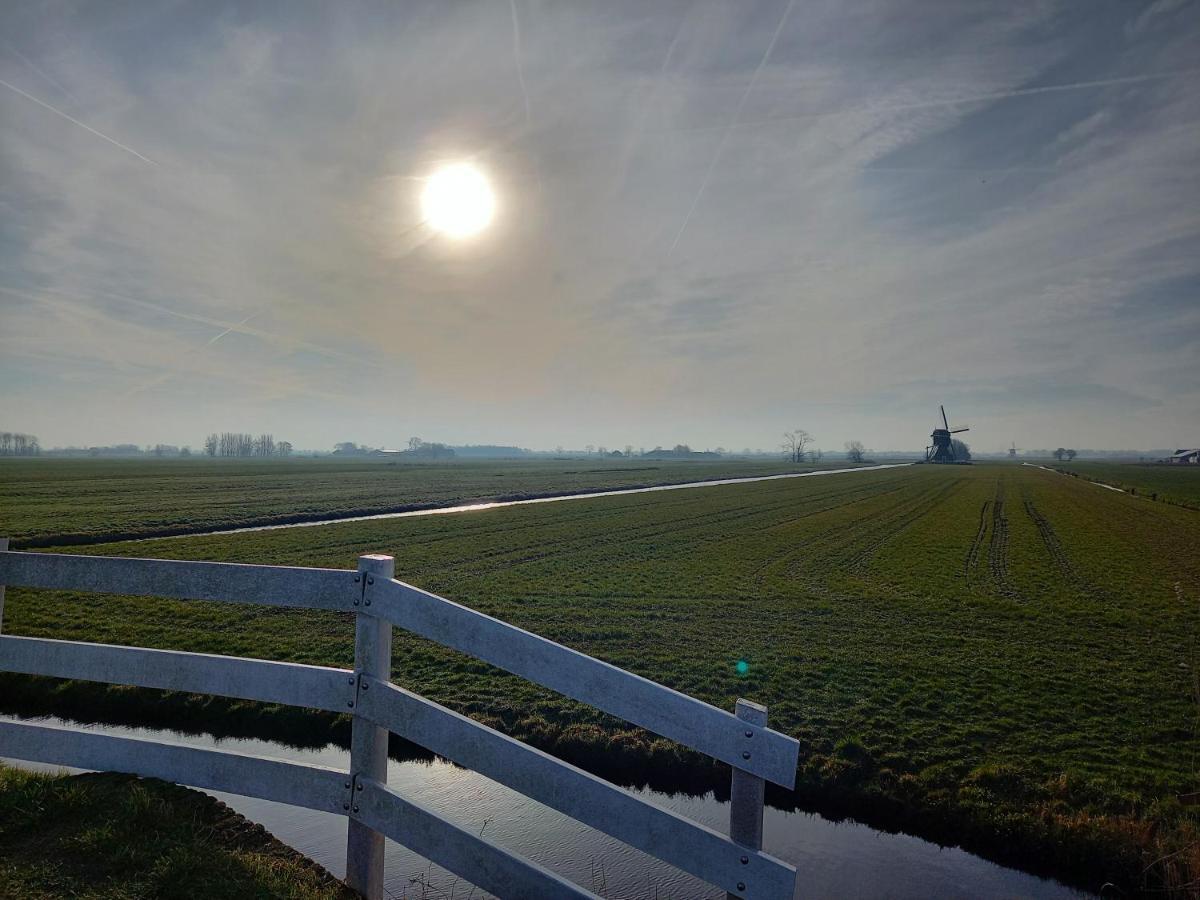 Tiny House Het Polderhuisje Streefkerk المظهر الخارجي الصورة